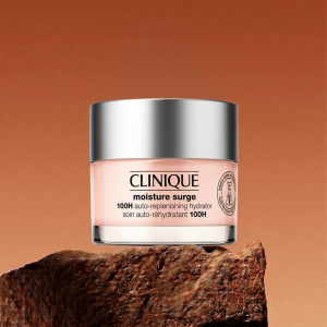Clinique Moisture Surge 100H